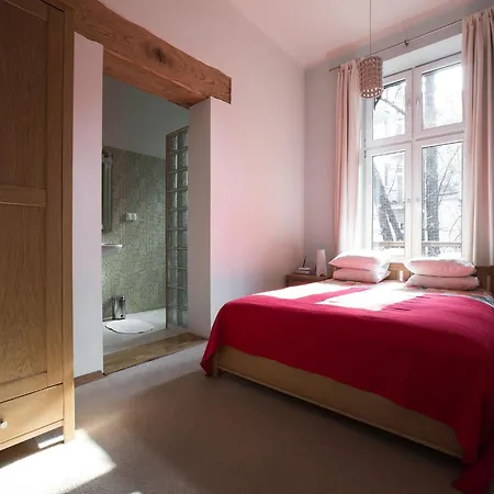 Stanislas Apartment *