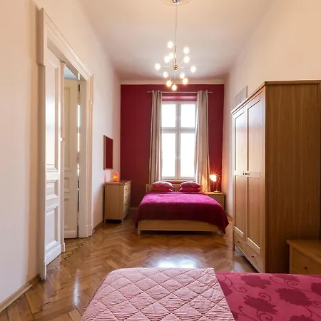 Apartment Stanislas
